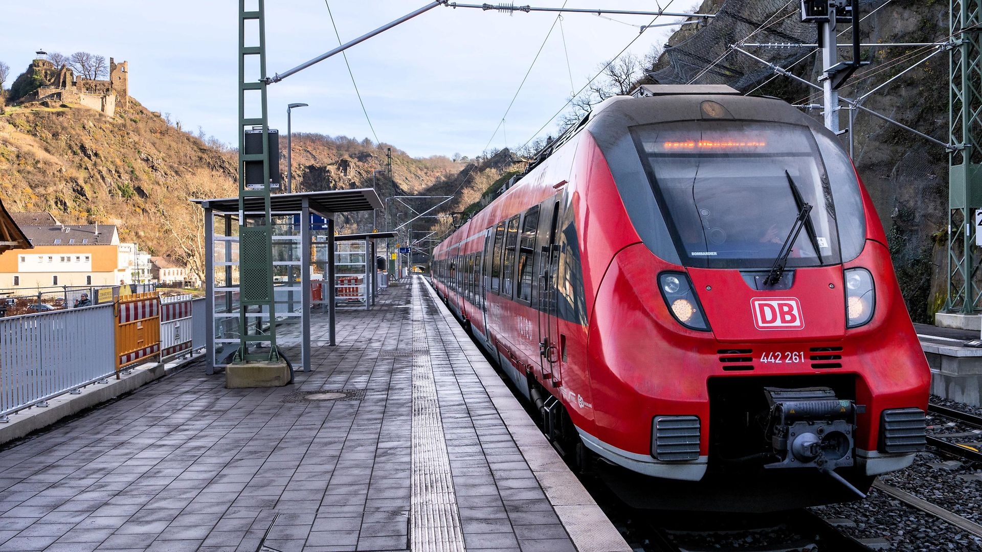 Inbetriebnahme der wiederaufgebauten Ahrtalbahn am 12.12.2025