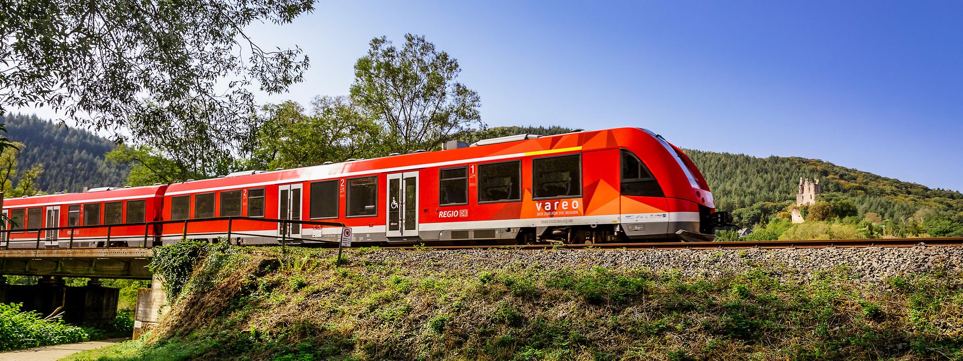 Quelle: DB AG / Smilla Dankert vareo-Zug bei Kordel